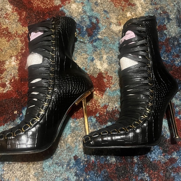 NIB AZALEA WANG Sniper Lace-Up Boot Size: 7.5 - Picture 1 of 8
